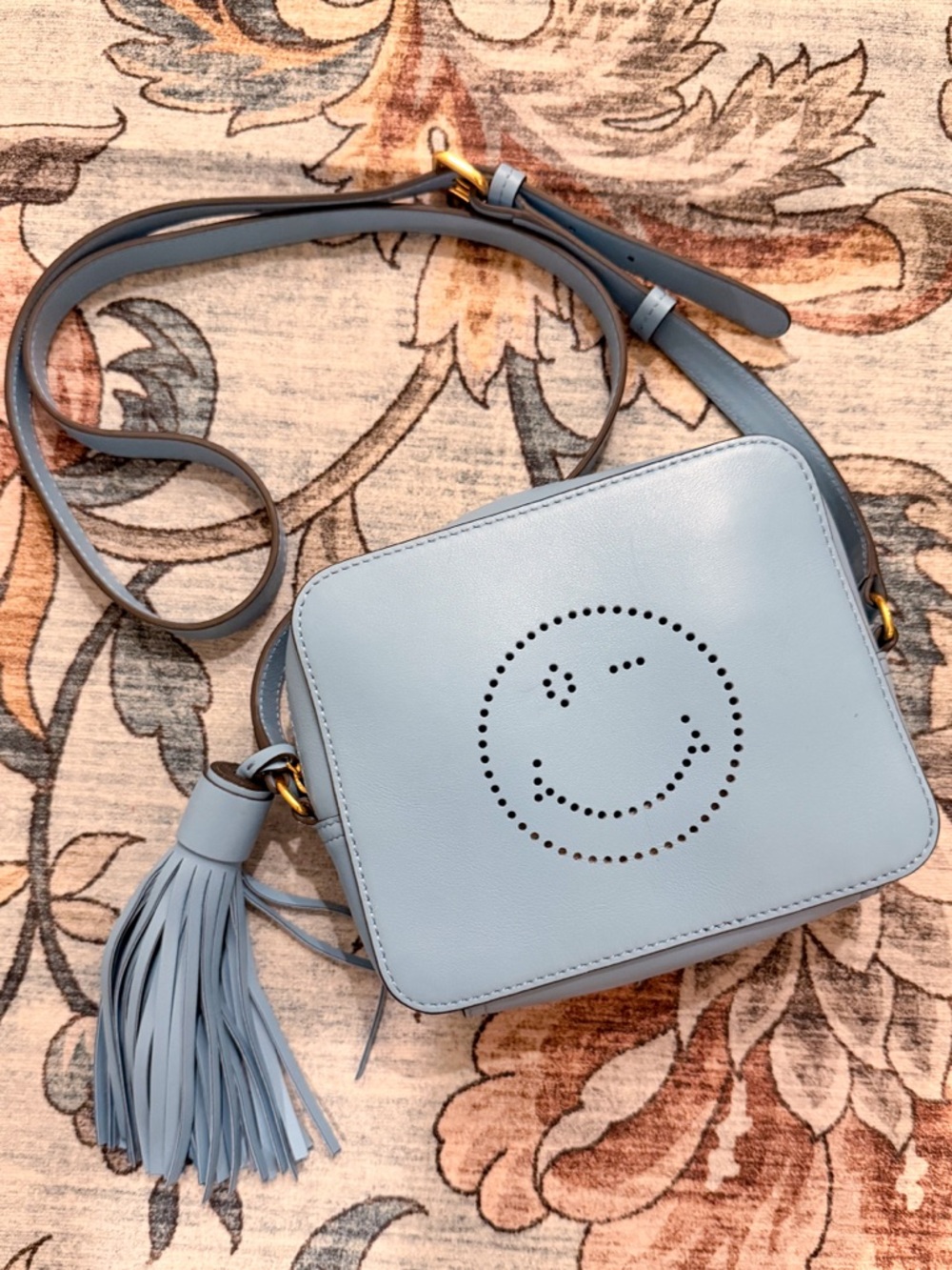 New! Anya Hindmarch Smiley leather blue bag Suede interior. Smoke/pet free